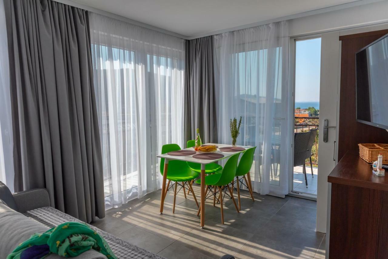 Apartmani Dalmacjia Grebaštica Exteriör bild