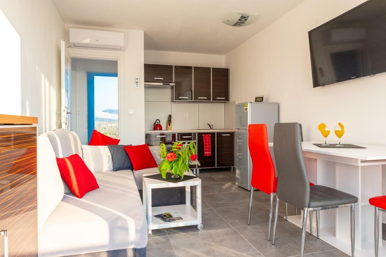 Apartmani Dalmacjia Grebaštica Exteriör bild