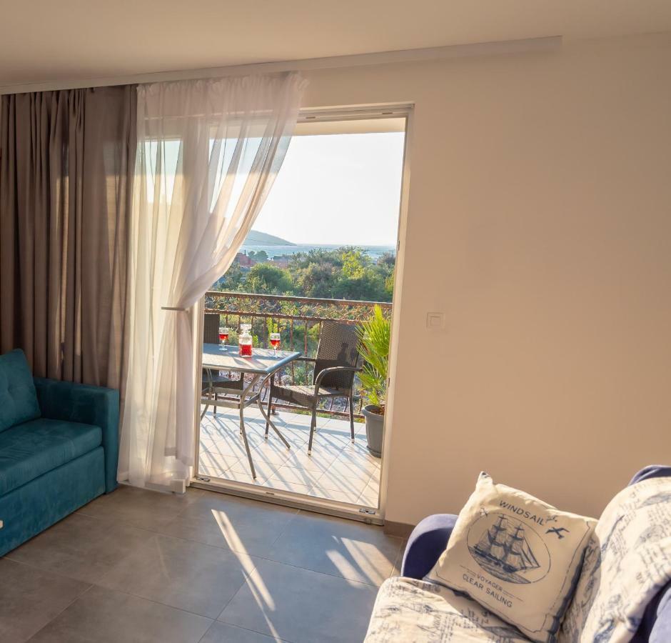 Apartmani Dalmacjia Grebaštica Exteriör bild