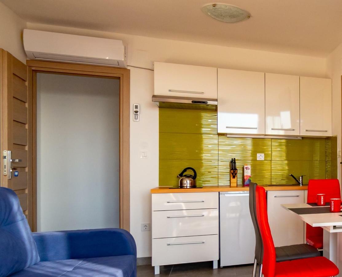 Apartmani Dalmacjia Grebaštica Exteriör bild
