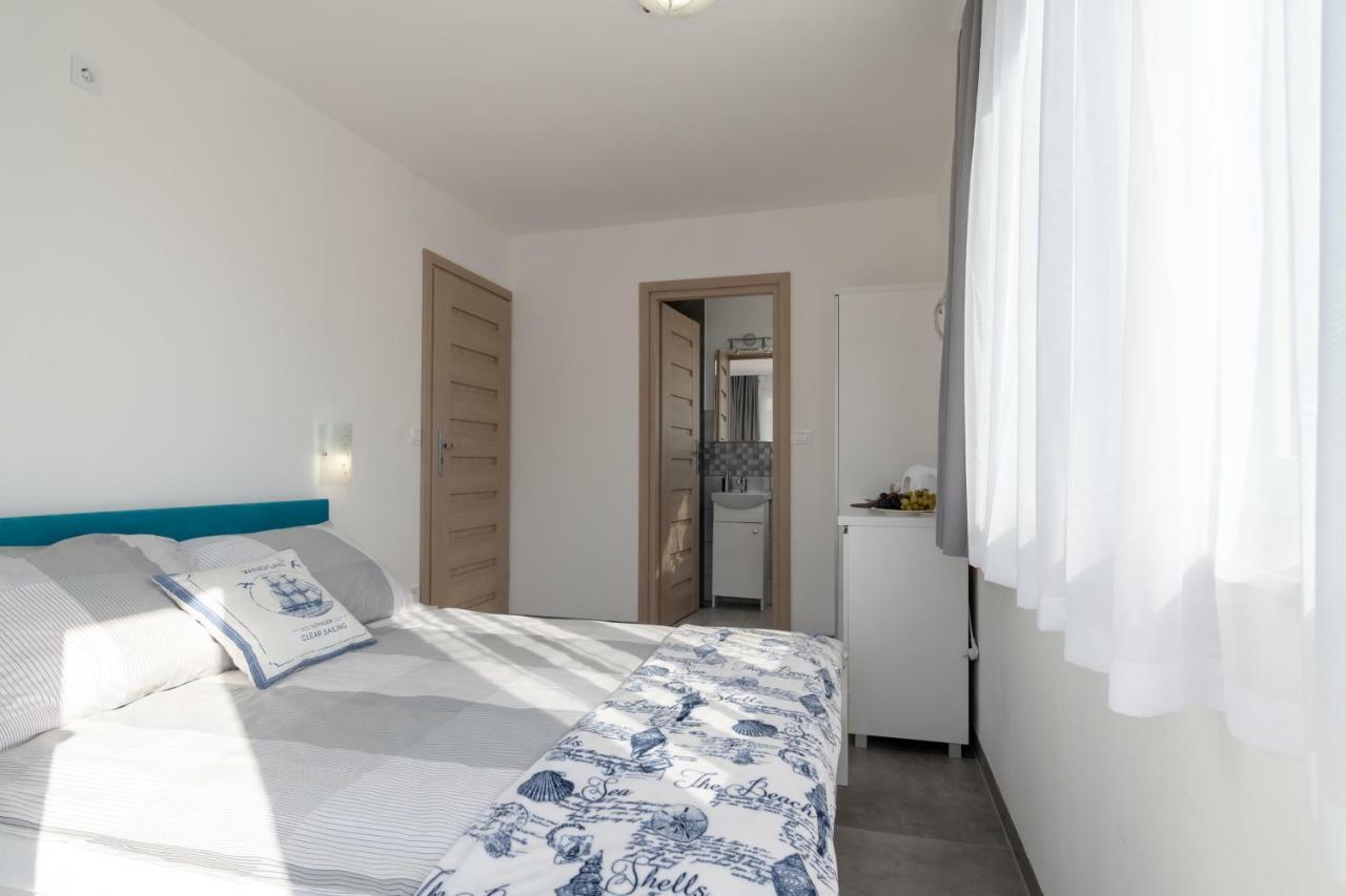 Apartmani Dalmacjia Grebaštica Exteriör bild