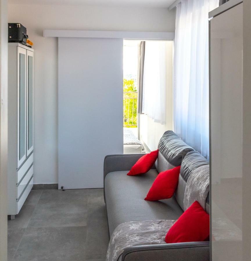 Apartmani Dalmacjia Grebaštica Exteriör bild